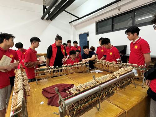 20250604＋音乐学院＋A304＋专业教师指导调律