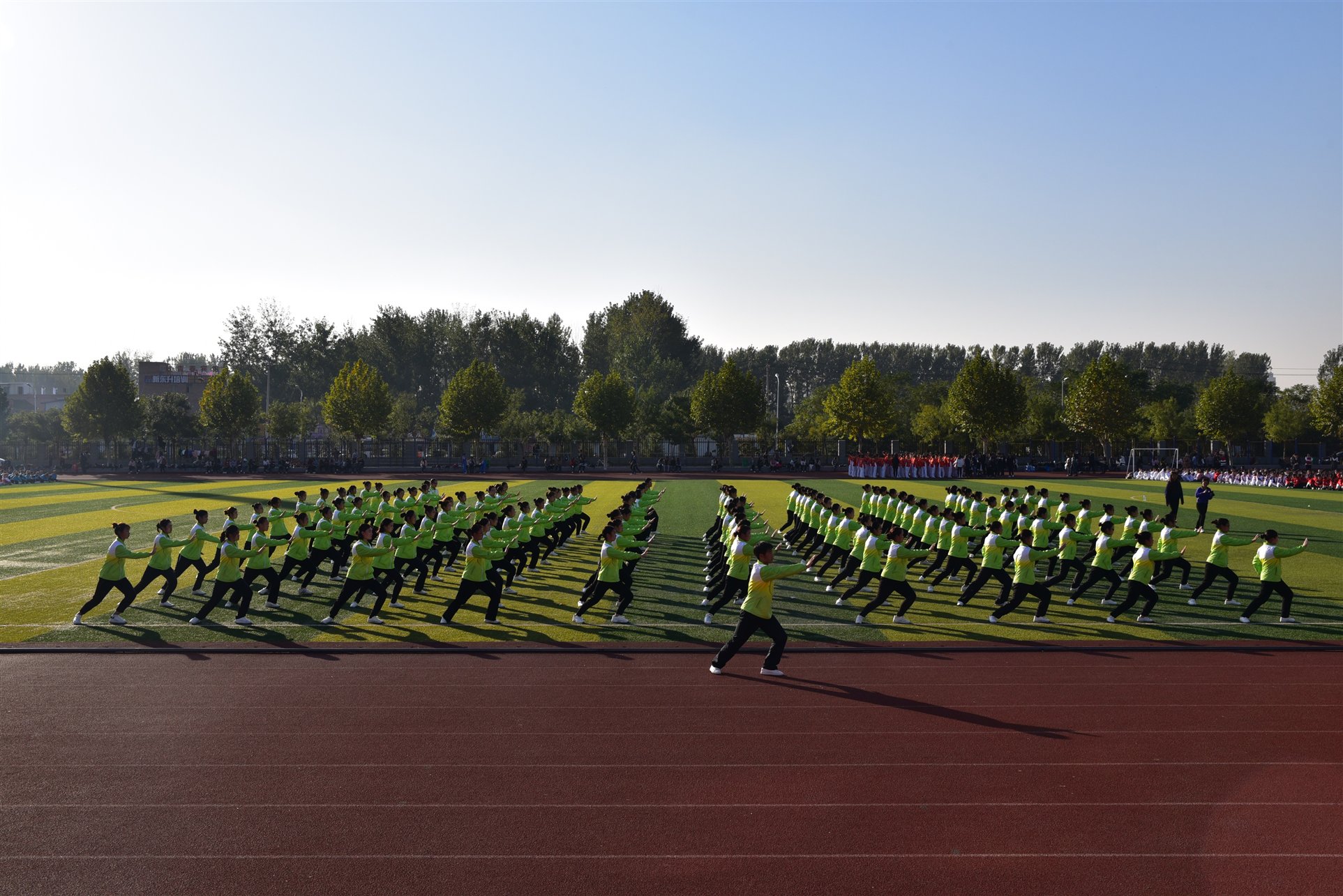 E:竞赛与训练6-2017学年体育竞赛 -校内竞赛 -太极拳6年太极拳照片教育科学学院.JPG